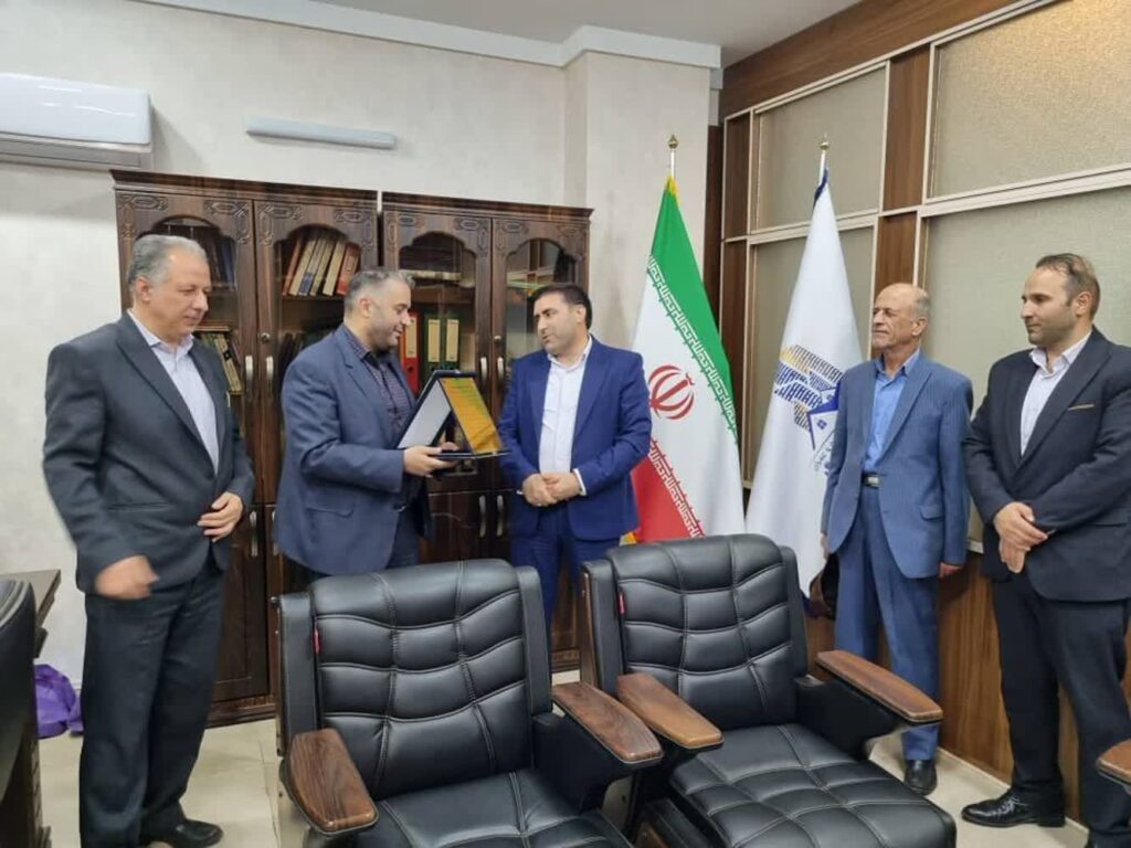 مراسم تقدیر و تشکر از خیر و نیکوکار جناب آقای مهندس بهنام خانکشی زاده